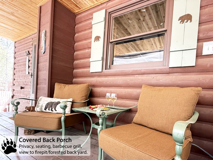Cabins (United States of America, Island Park, Idaho)