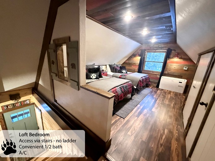 Cabins (United States of America, Island Park, Idaho)