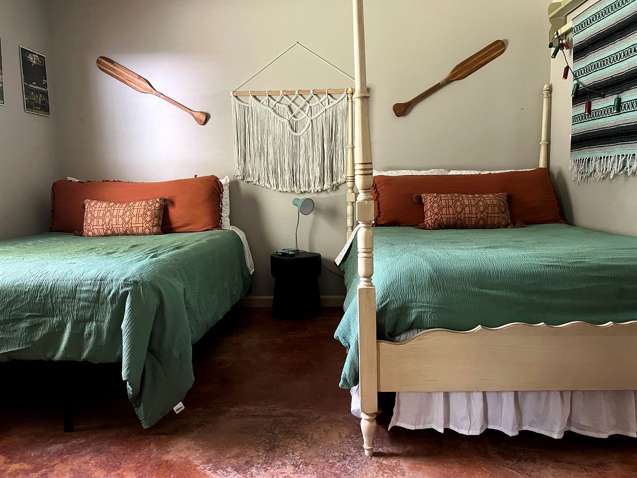 Stunning Creek-side Cabin Rental for Family Friendly Stays in Liberty, Mississippi