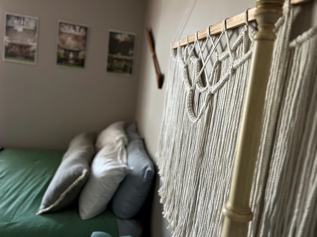 Stunning Creek-side Cabin Rental for Family Friendly Stays in Liberty, Mississippi