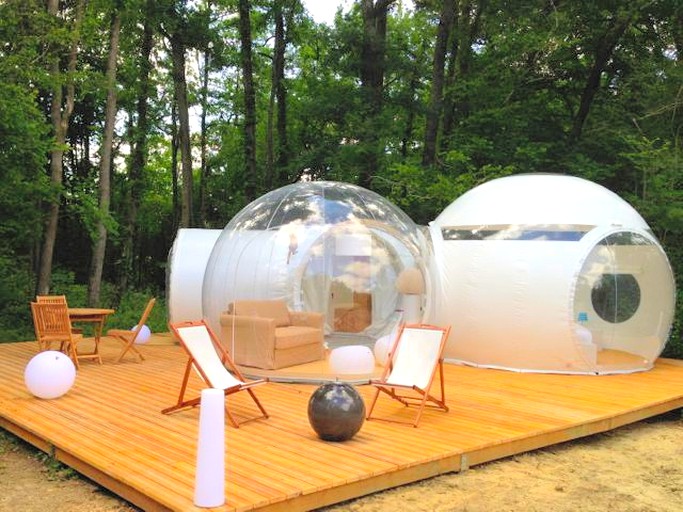 Bubbles & Domes (Pompignac, Nouvelle-Aquitaine, France)