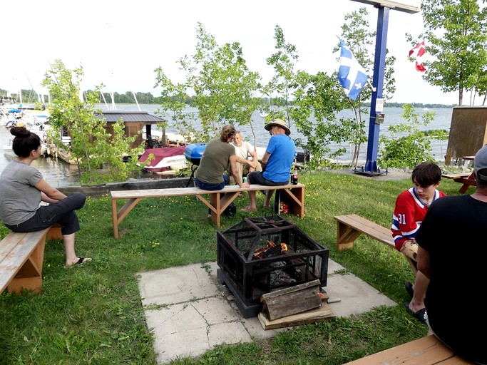 Floating Homes (Canada, Île-aux-Noix,, Quebec)