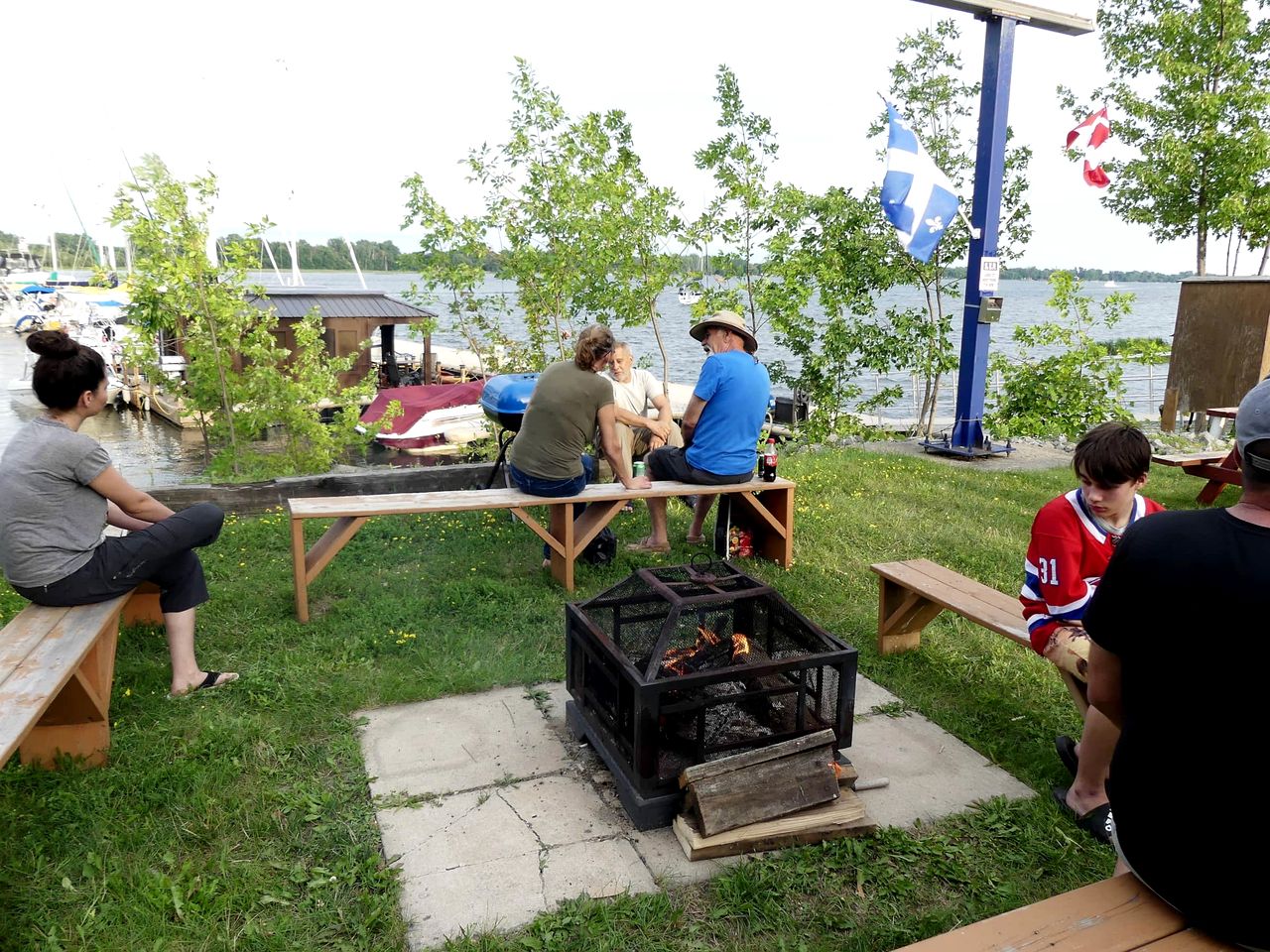 Stunning Floating Home Barbecue Provided in Ile-aux-Noix, Quebec