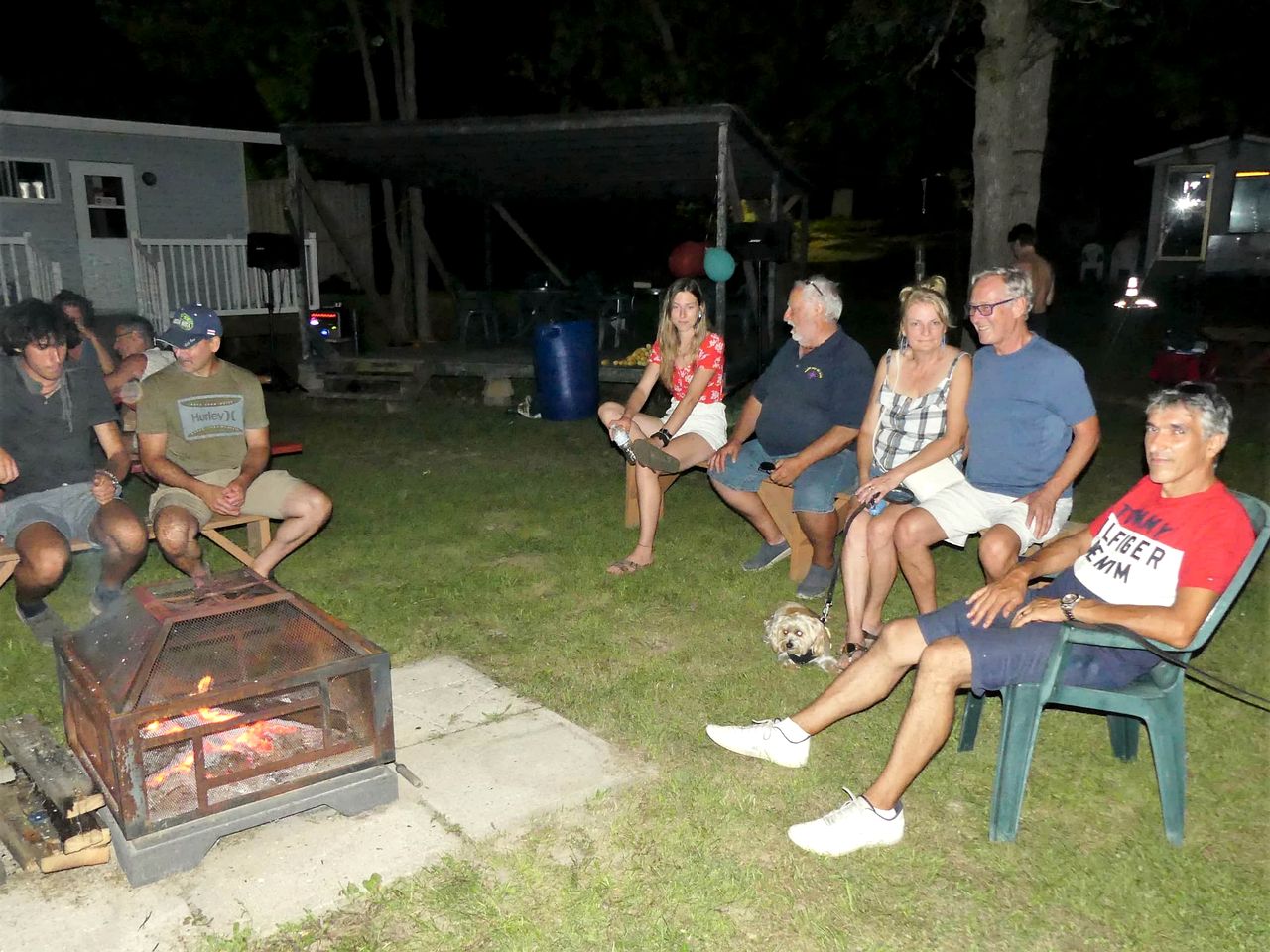 Stunning Floating Home Barbecue Provided in Ile-aux-Noix, Quebec