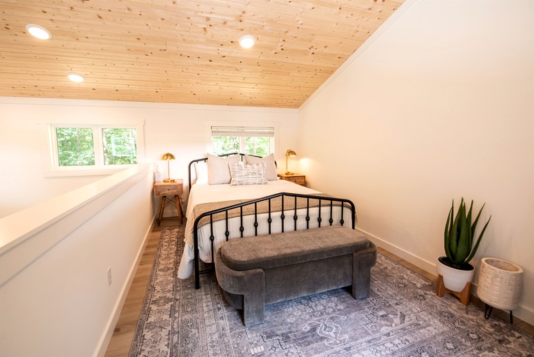 Tiny Mojo, Tiny Houses, Monteagle, United States of America Glamping Hub