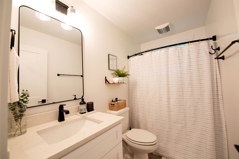 Tiny Mojo, Tiny Houses, Monteagle, United States of America Glamping Hub