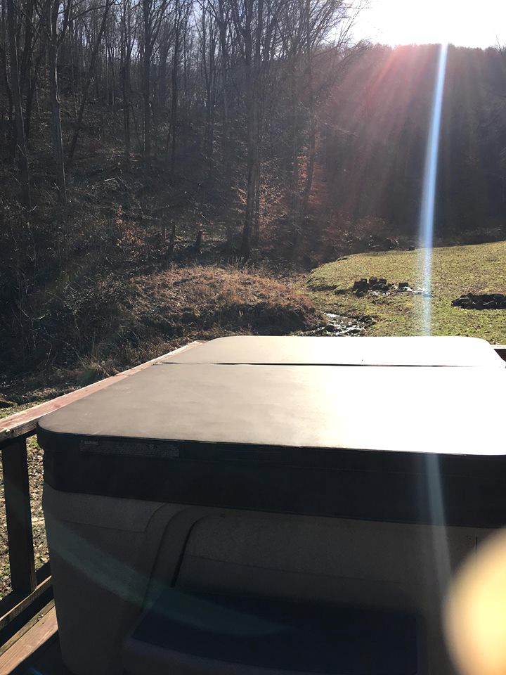 Stunning Getaway Cabin with Expansive Decks near Huntington, West Virginia