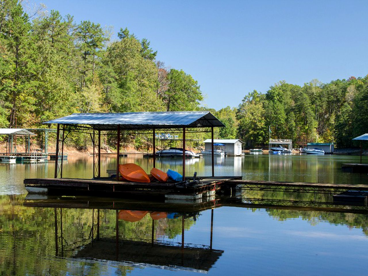 Stunning Lakefront Cabin with a Pool Table in Gainesville, Georgia