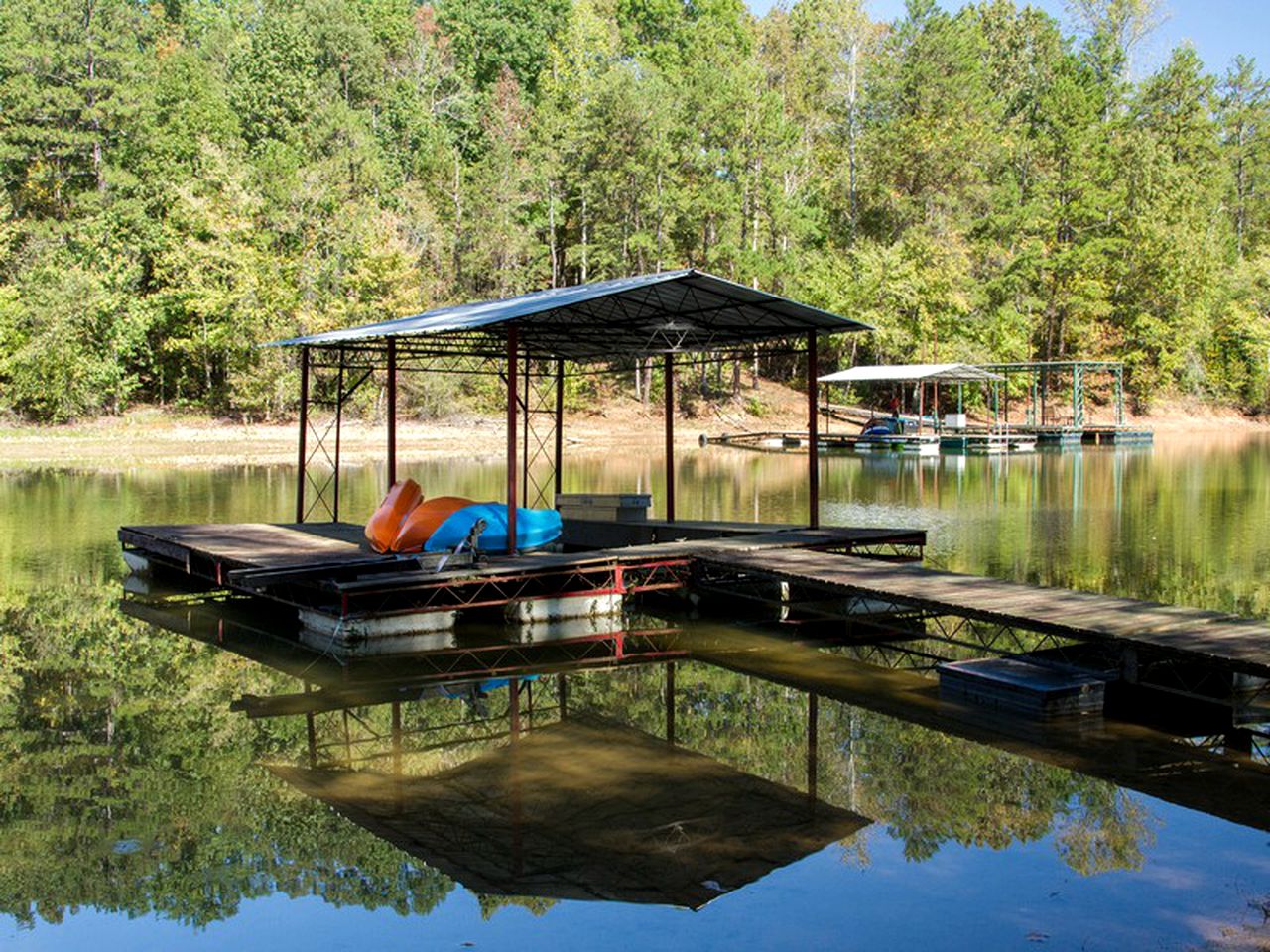 Stunning Lakefront Cabin with a Pool Table in Gainesville, Georgia