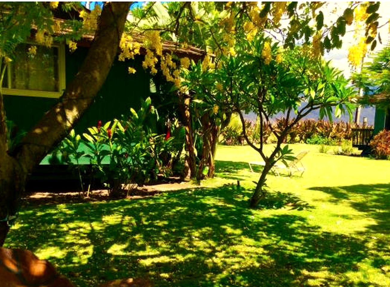 Stunning Luxury Cottage Rentals for Four with Breathtaking Views in Kihei, Maui