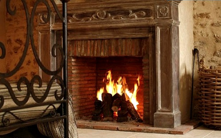 Cottages (Beaumes de Venise, Provence-Alpes-Côte d'Azur, France)