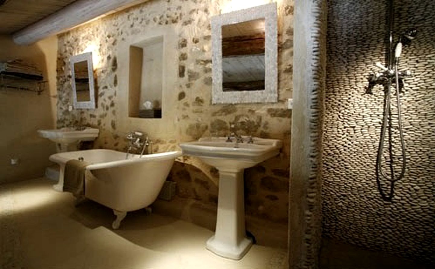 Stunning Luxury Suite in Renovated Loft near Marseille