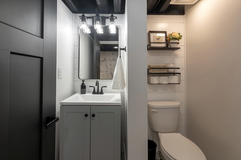 Cabins (United States of America, Goreville, Illinois)