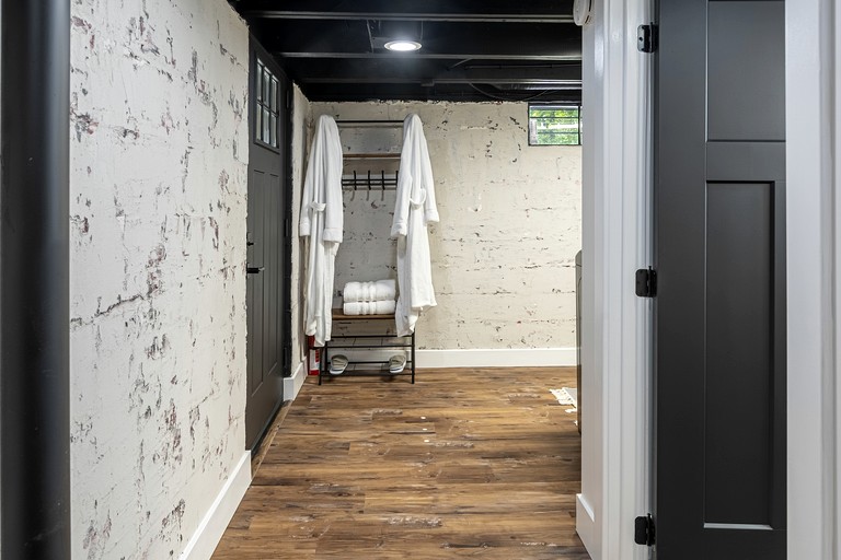 Cabins (United States of America, Goreville, Illinois)