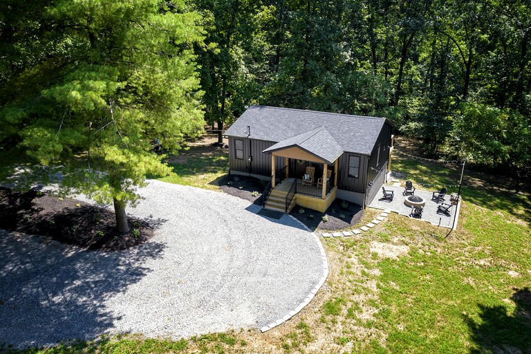 Cabins (United States of America, Goreville, Illinois)