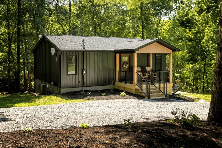 Cabins (United States of America, Goreville, Illinois)