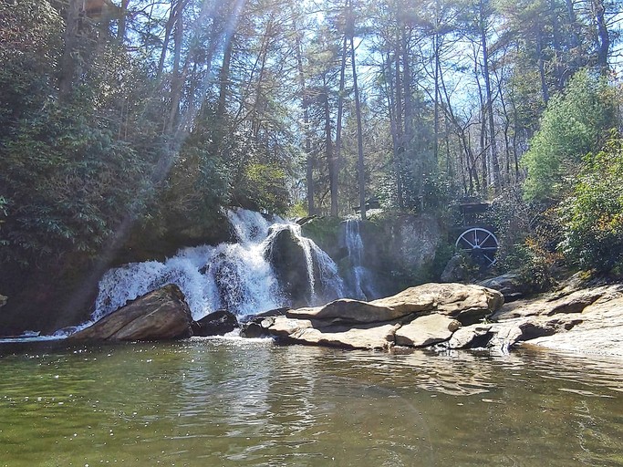 Cabins (United States of America, Cullowhee, North Carolina)