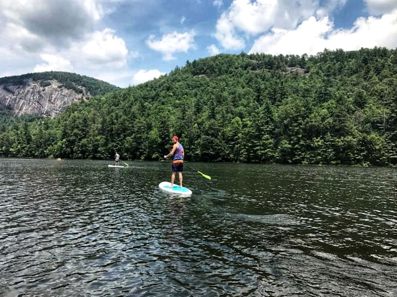 Beautiful Cabin with Gorgeous Views from the Spacious Deck for an Amazing Getaway by Lake Glenville in Cullowhee, North Carolina