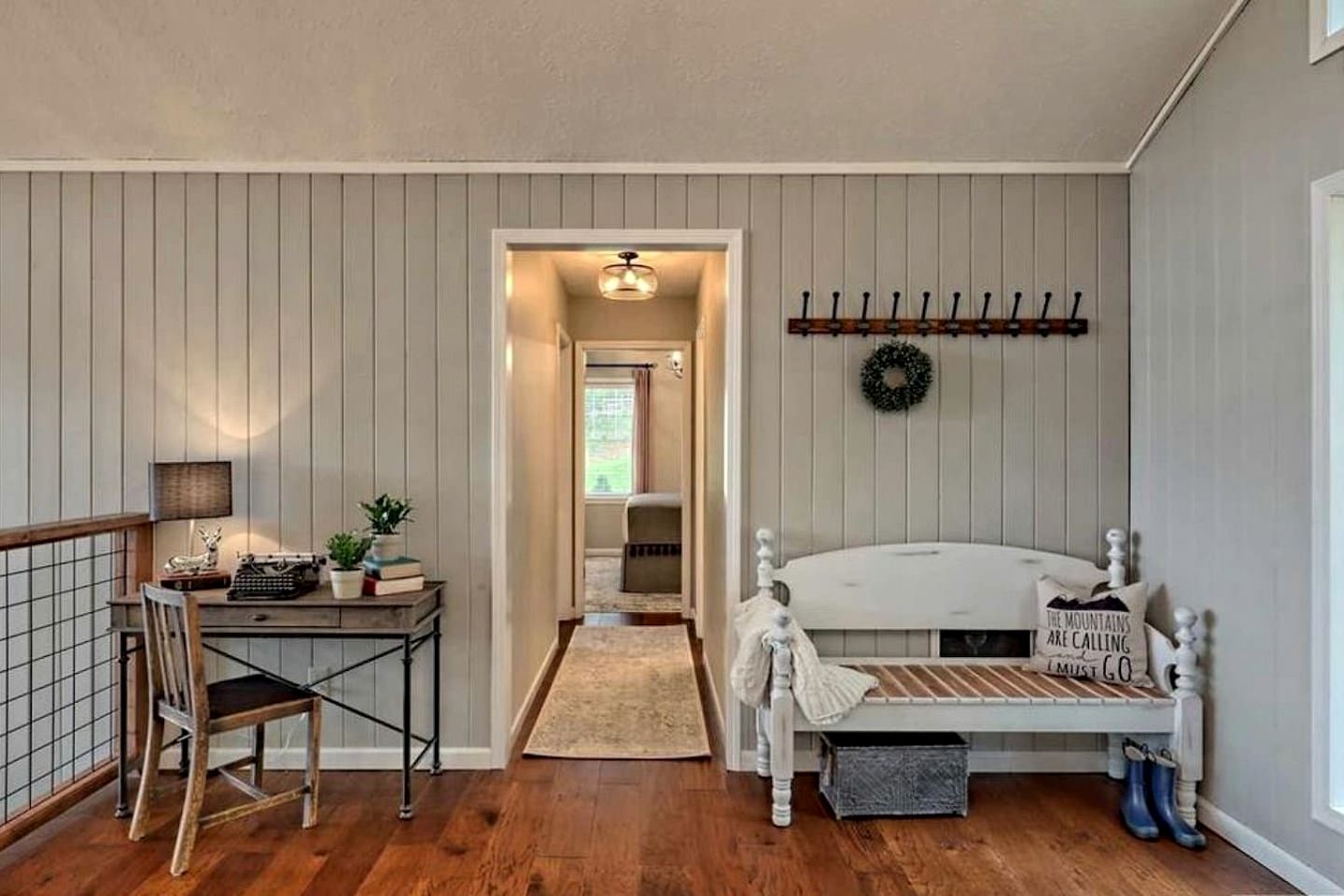 Beautiful Cabin with Gorgeous Views from the Spacious Deck for an Amazing Getaway by Lake Glenville in Cullowhee, North Carolina