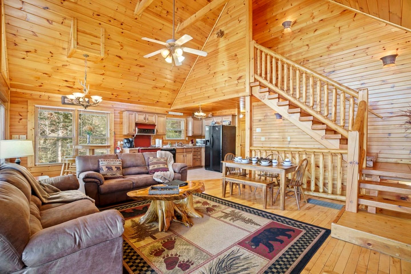 Stunning Log Cabin with Movie Theatre & Hot Tub near Arts and Crafts District in Gatlinburg, TN