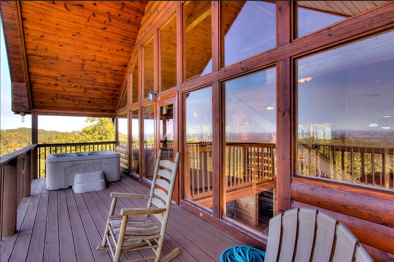 Cabins (United States of America, Sevierville, Tennessee)