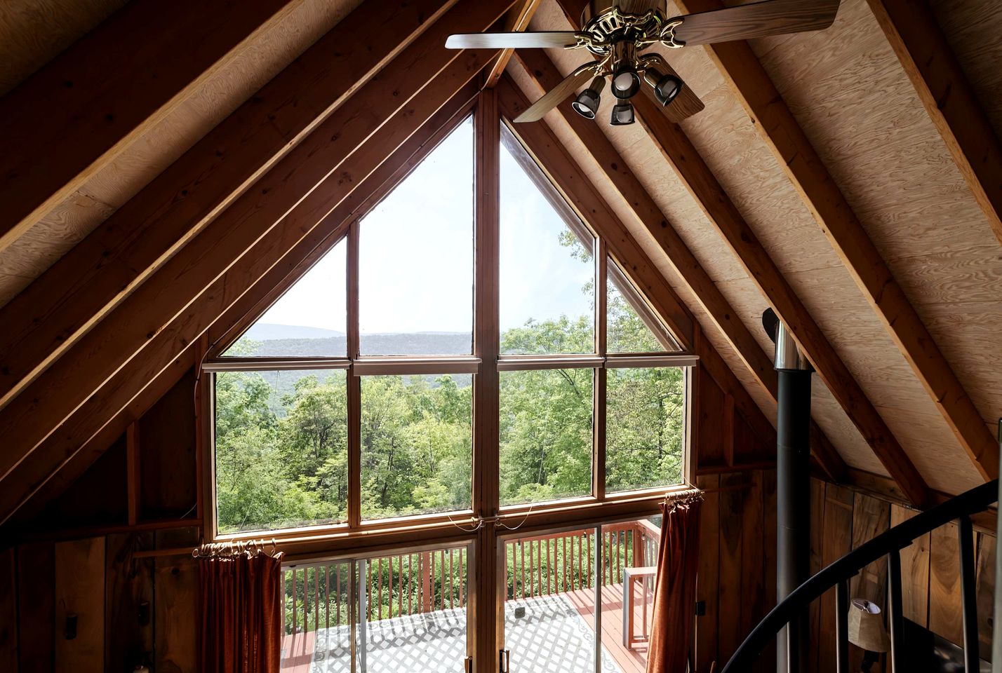 Rustic-Modern Chalet w/ Fire Pit, Deck & Views in Slanesville, WV