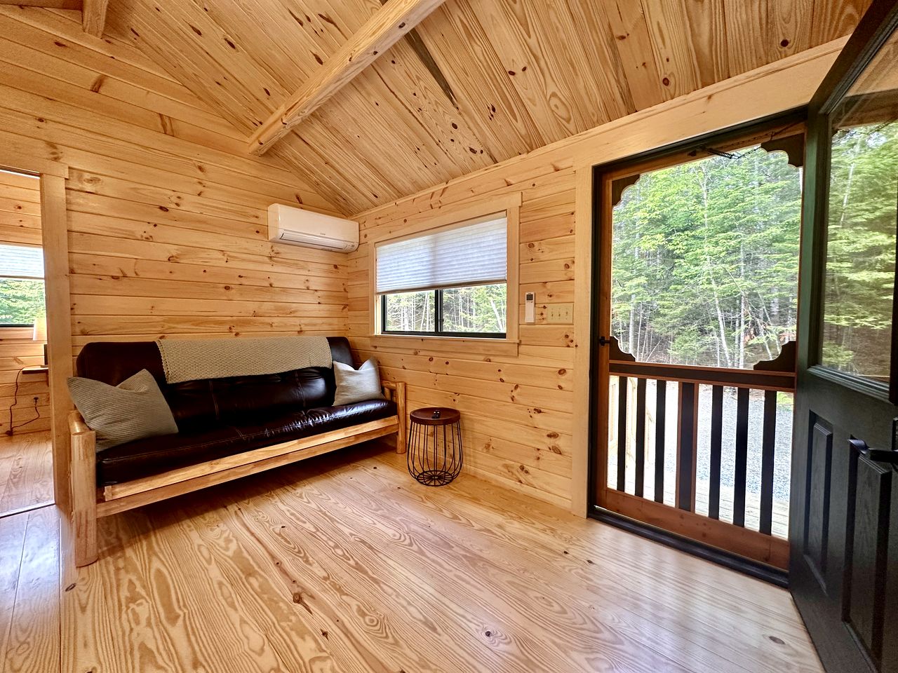 Stunning Oceanfront Cabin Nestled Amidst Trees in Steuben, Maine