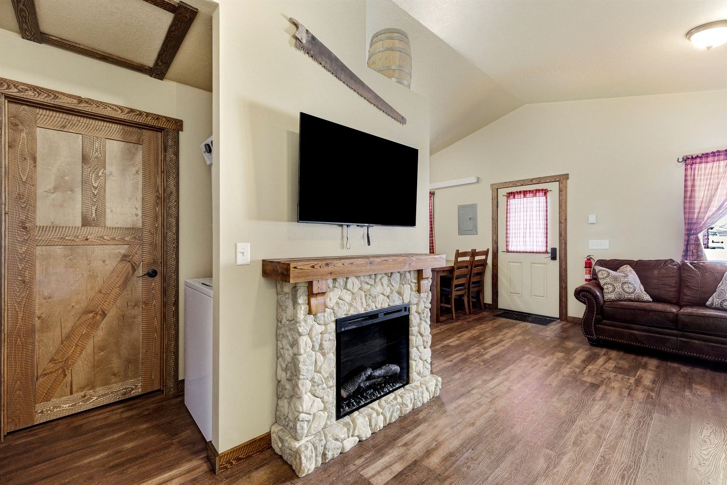 Stunning Old West Cabin with Fireplace in Island Park, Idaho