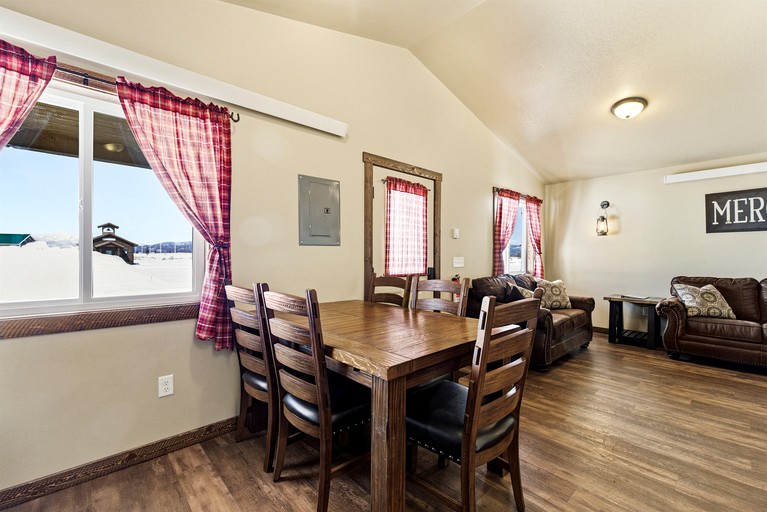 Cabins (United States of America, Island Park, Idaho)