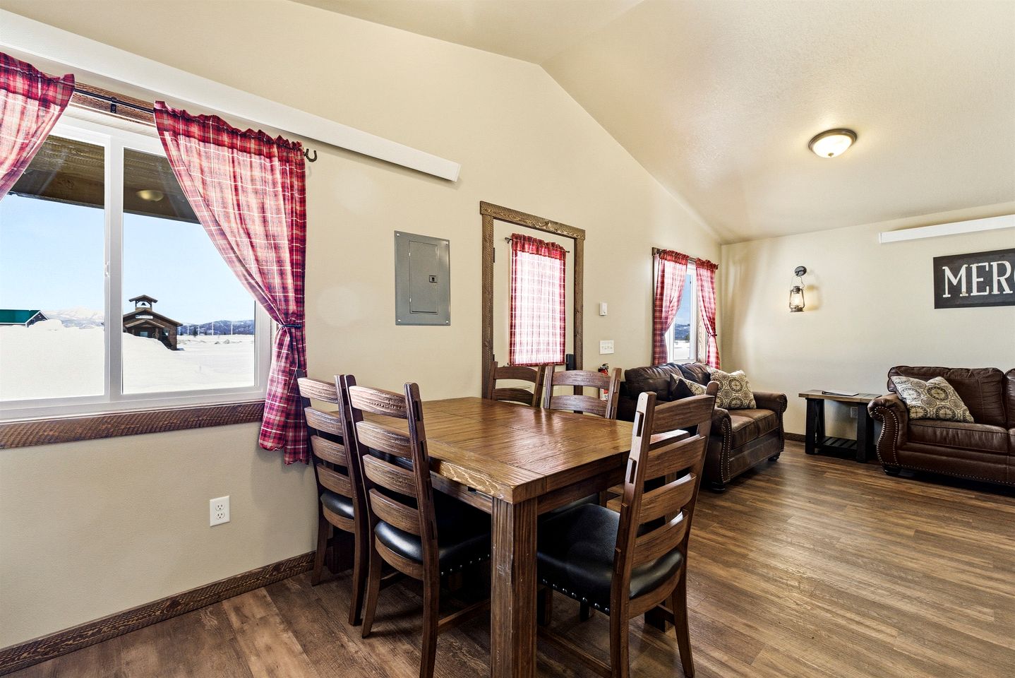 Stunning Old West Cabin with Fireplace in Island Park, Idaho