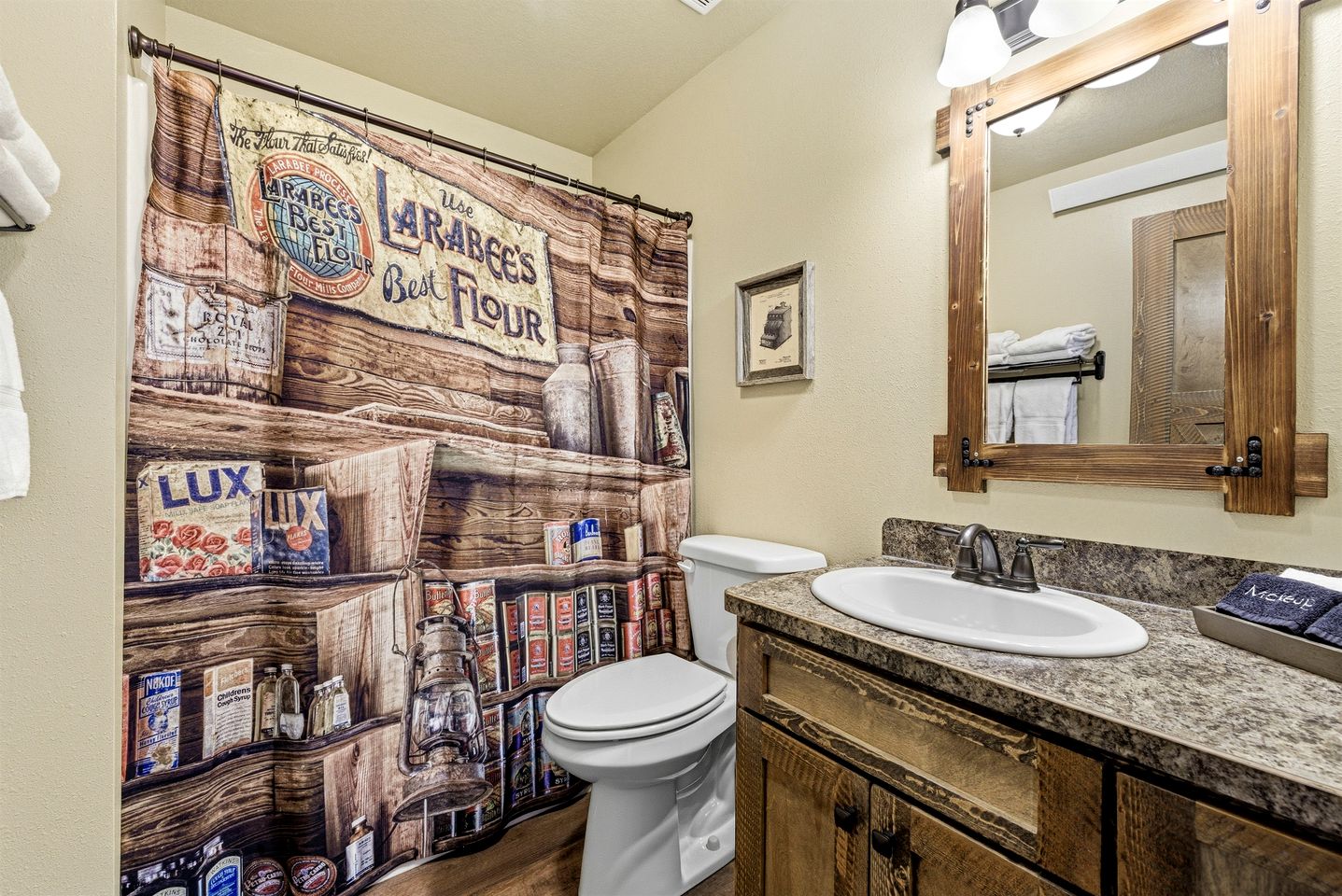 Stunning Old West Cabin with Fireplace in Island Park, Idaho