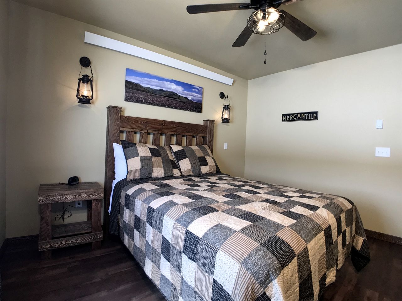 Stunning Old West Cabin with Fireplace in Island Park, Idaho
