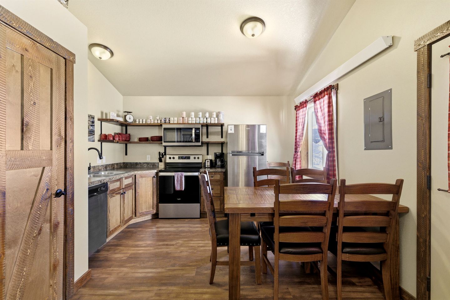 Stunning Old West Cabin with Fireplace in Island Park, Idaho