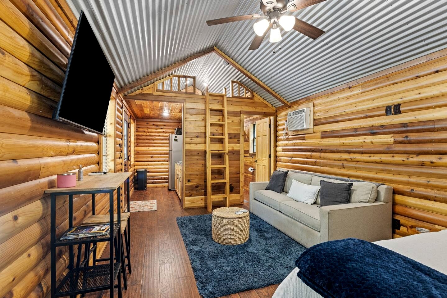 Stunning Riverfront Log Cabin Nestled Amidst Trees in Nashoba, Oklahoma