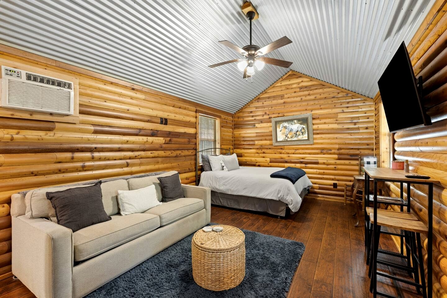 Stunning Riverfront Log Cabin Nestled Amidst Trees in Nashoba, Oklahoma