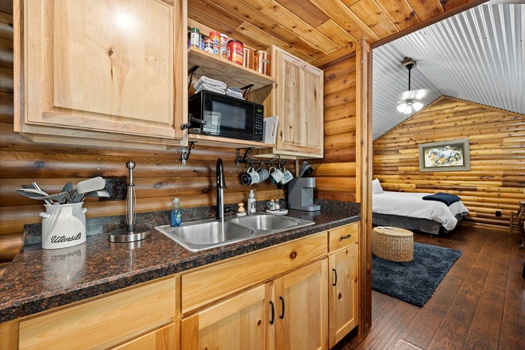 Cabins (United States of America, Nashoba, Oklahoma)