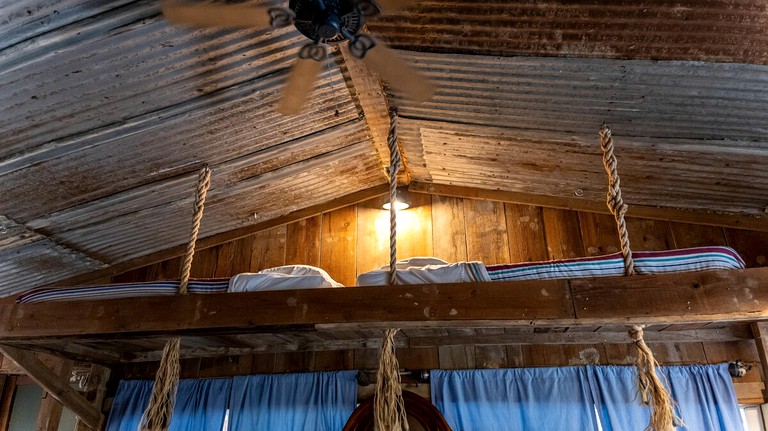 Cabins (United States of America, Chilton, Texas)