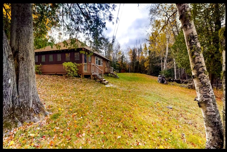 Cabins (United States of America, Greenville, Maine)