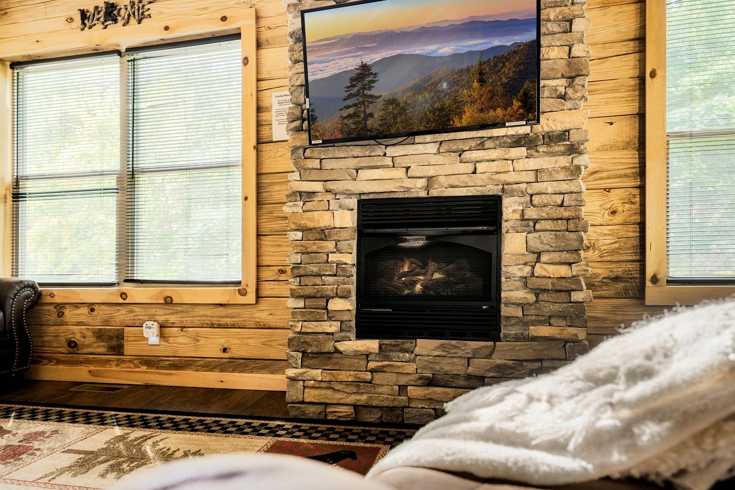 Homey Smokies in Pigeon Forge, TN