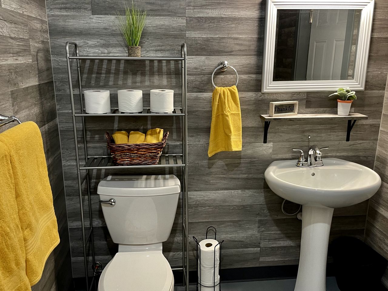 Stunning Secluded Dome with Gorgeous Forest Sights in Hermosa, South Dakota