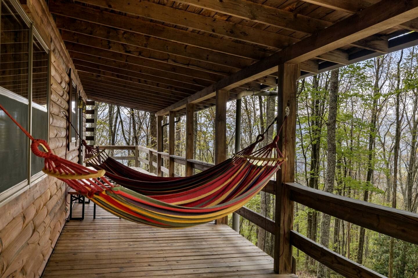 Cozy Group Cabin Surrounded by Nature in North Carolina