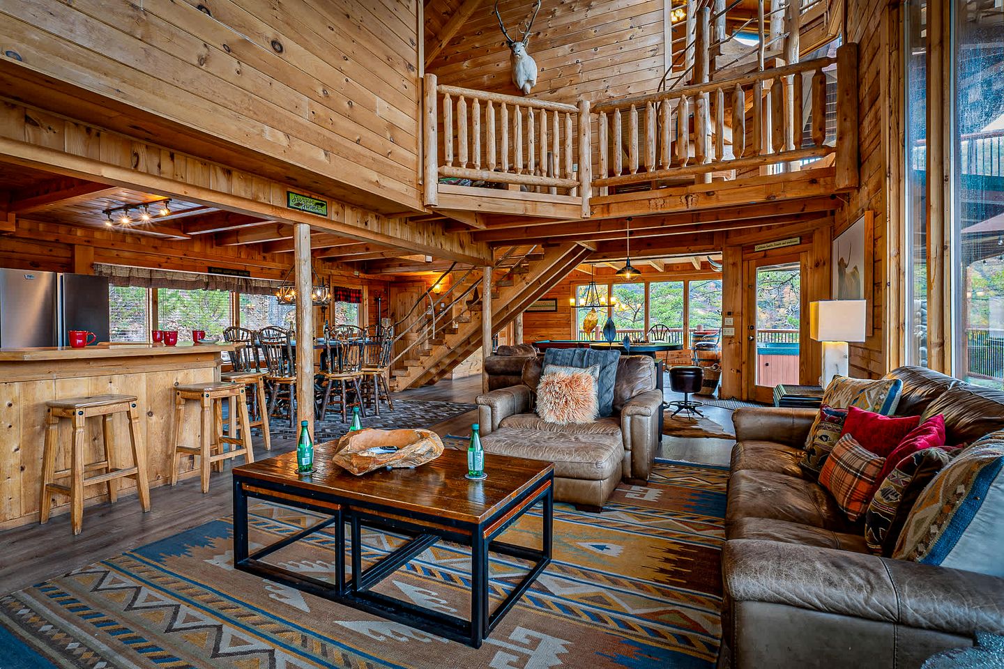 Stunning Smoky Mountain Log Cabin with 270° Views, Luxury Amenities & Hot Tub near Gatlinburg, TN