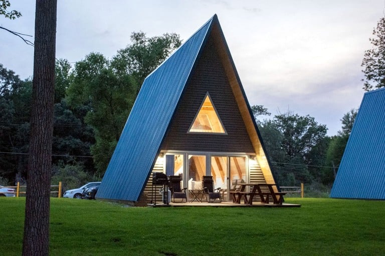 Cabins (United States of America, Au Gres, Michigan)