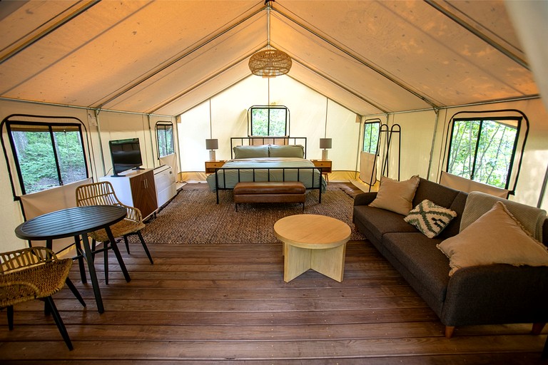 Tented Cabins (United States of America, Des Moines, Iowa)