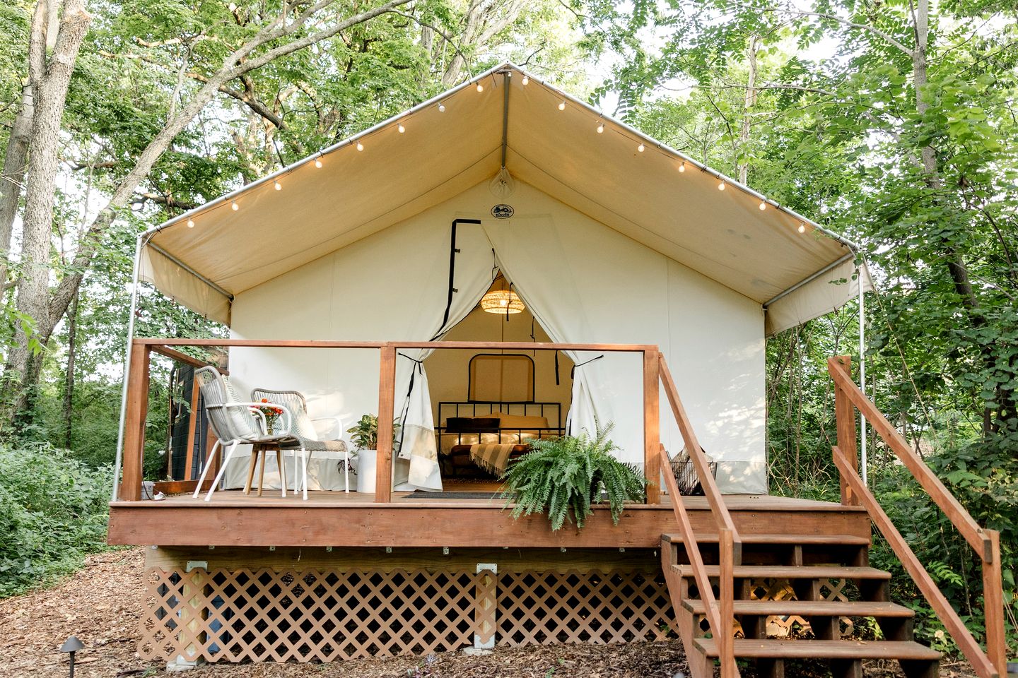 Stunning Tented Cabin with Fire Pit in Des Moines, Iowa