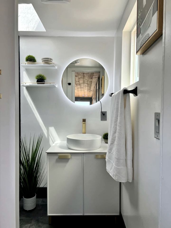 Stunning Tiny House with Picnic Space, Barbecue and Fire Pit in Meadview, Arizona