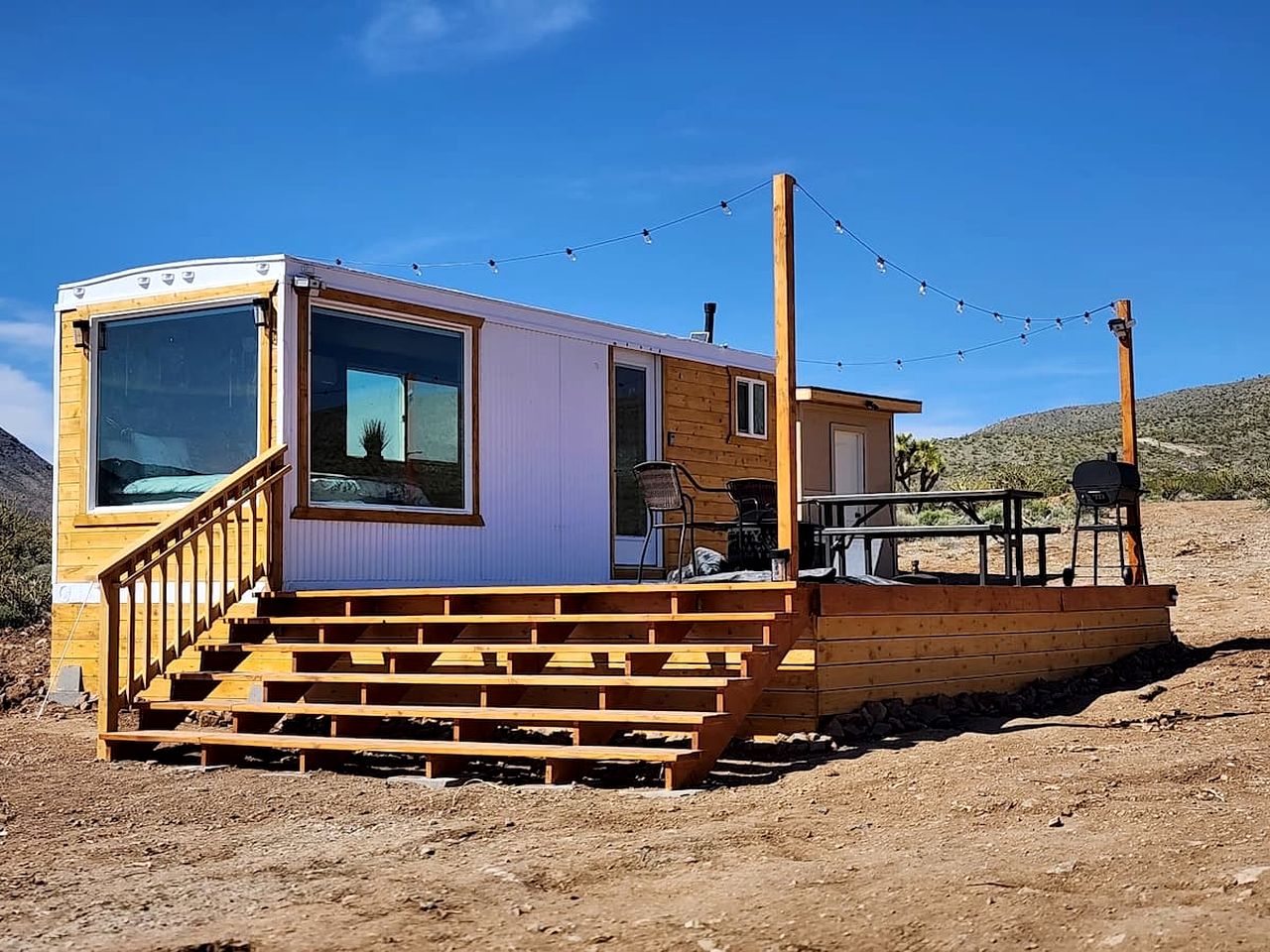 Stunning Tiny House with Picnic Space, Barbecue and Fire Pit in Meadview, Arizona