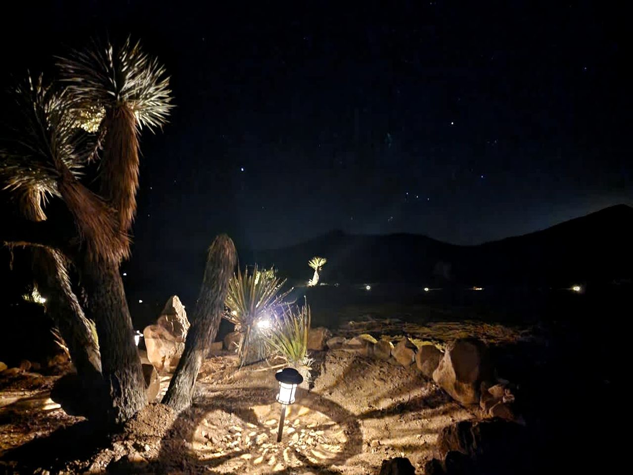 Stunning Tiny House with Picnic Space, Barbecue and Fire Pit in Meadview, Arizona
