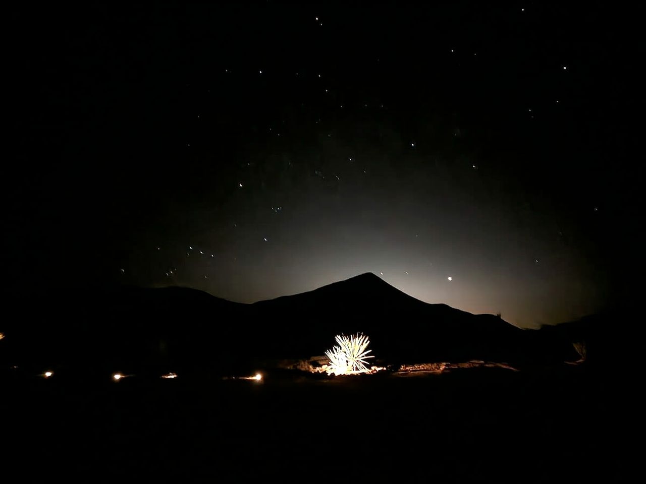 Stunning Tiny House with Picnic Space, Barbecue and Fire Pit in Meadview, Arizona