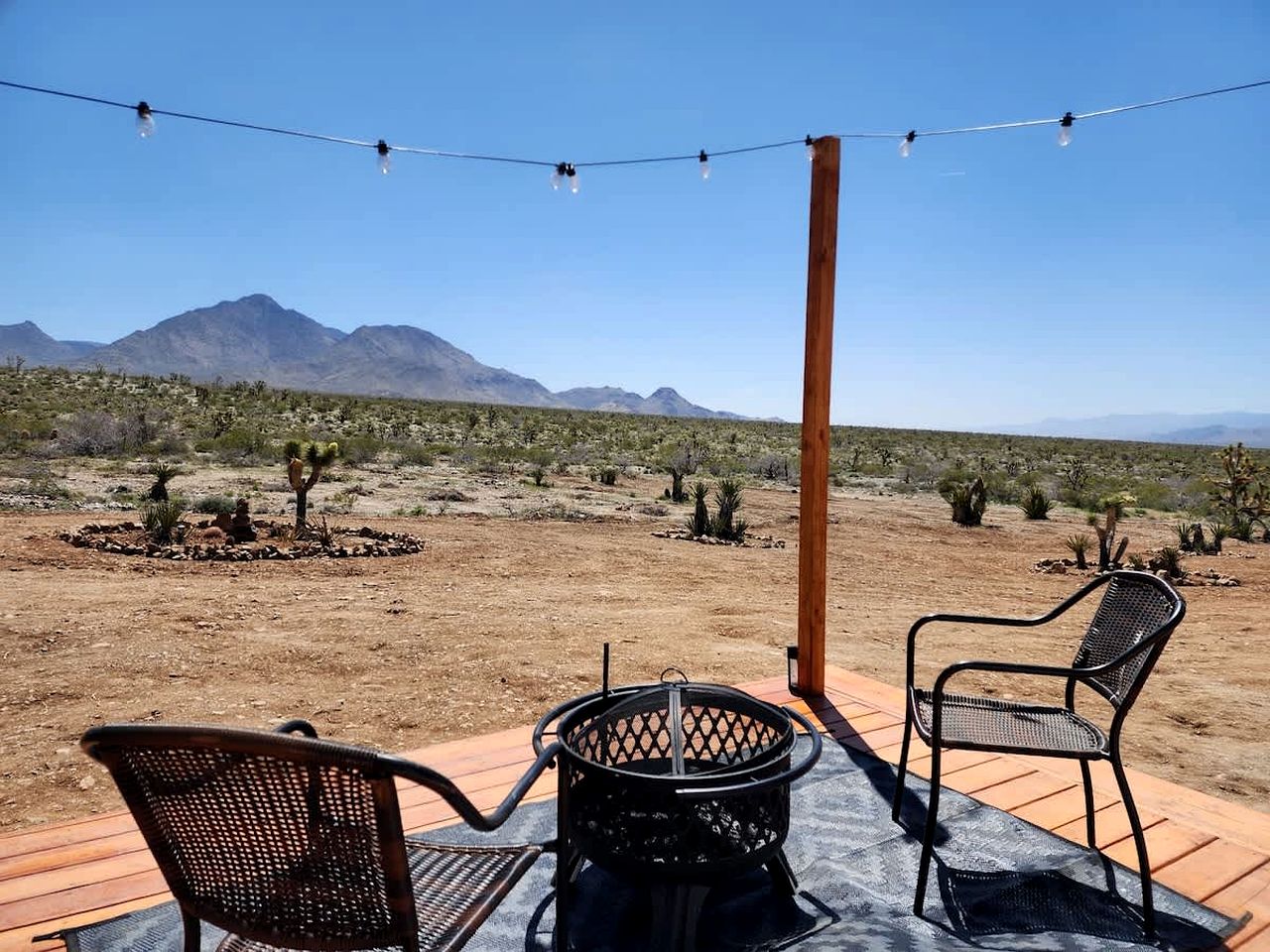 Stunning Tiny House with Picnic Space, Barbecue and Fire Pit in Meadview, Arizona